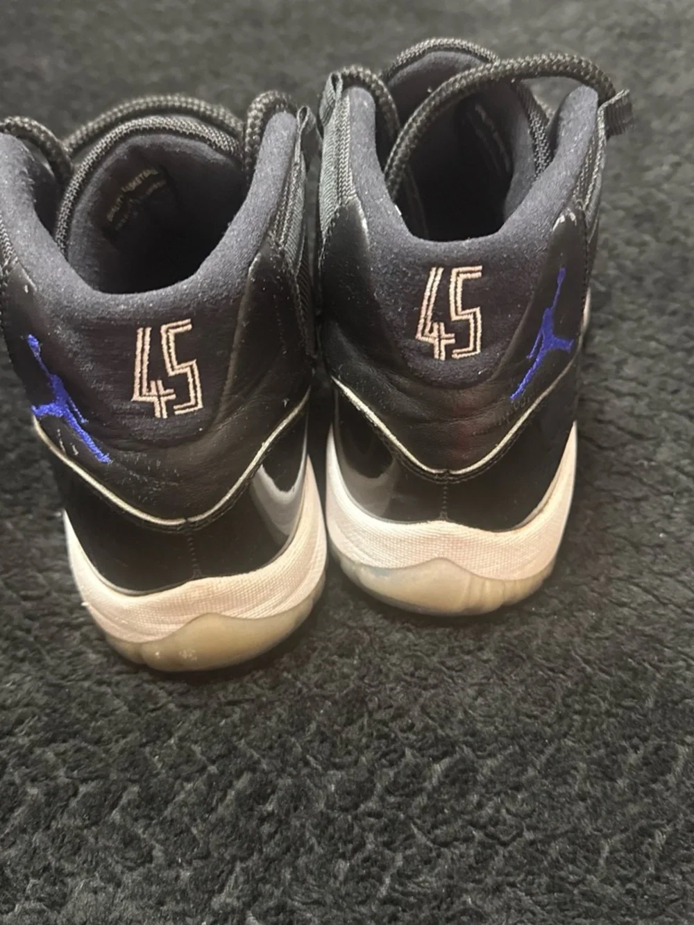 JORDAN 11 Space Jam